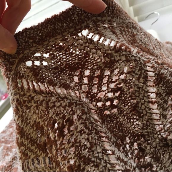 B & G Brand Variegated Brown & Cream Batwing Knit Open Front Sweater, Me… - Picture 6 of 8